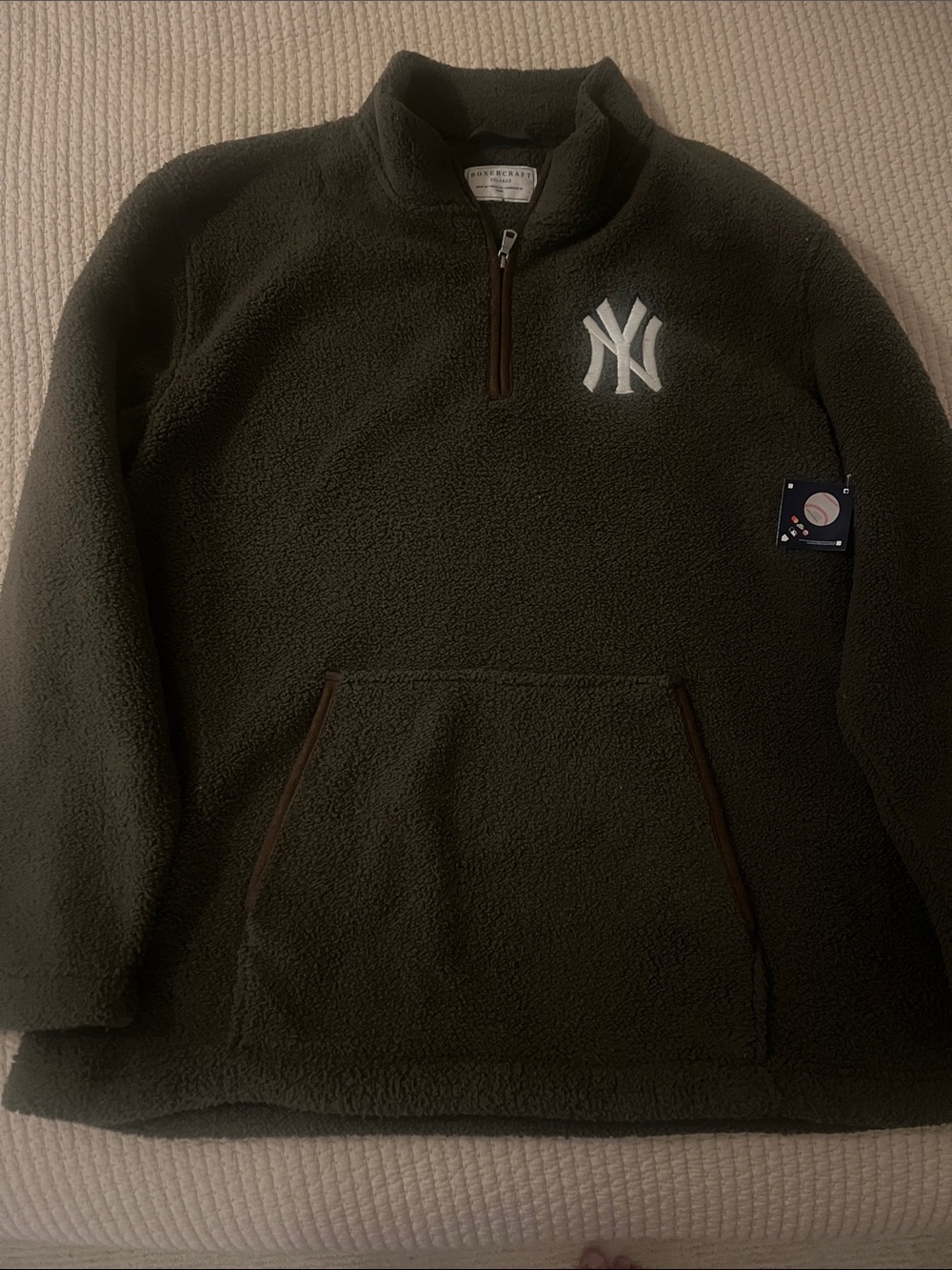 New York Yankees Dark Green Quarter-Zip Sweatshirt